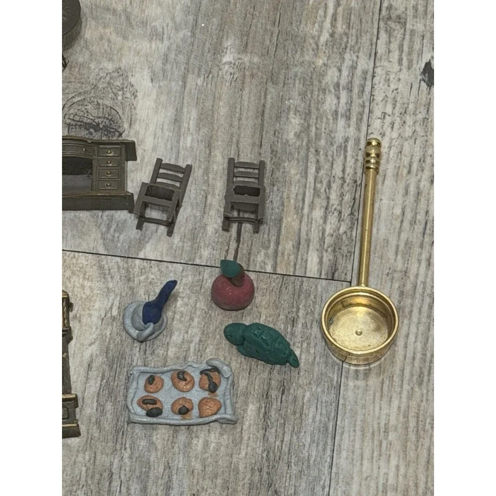 Vtg Lot 17 Piece Mismatched Dollhouse Bathroom Furniture Decorative Decor -Clock